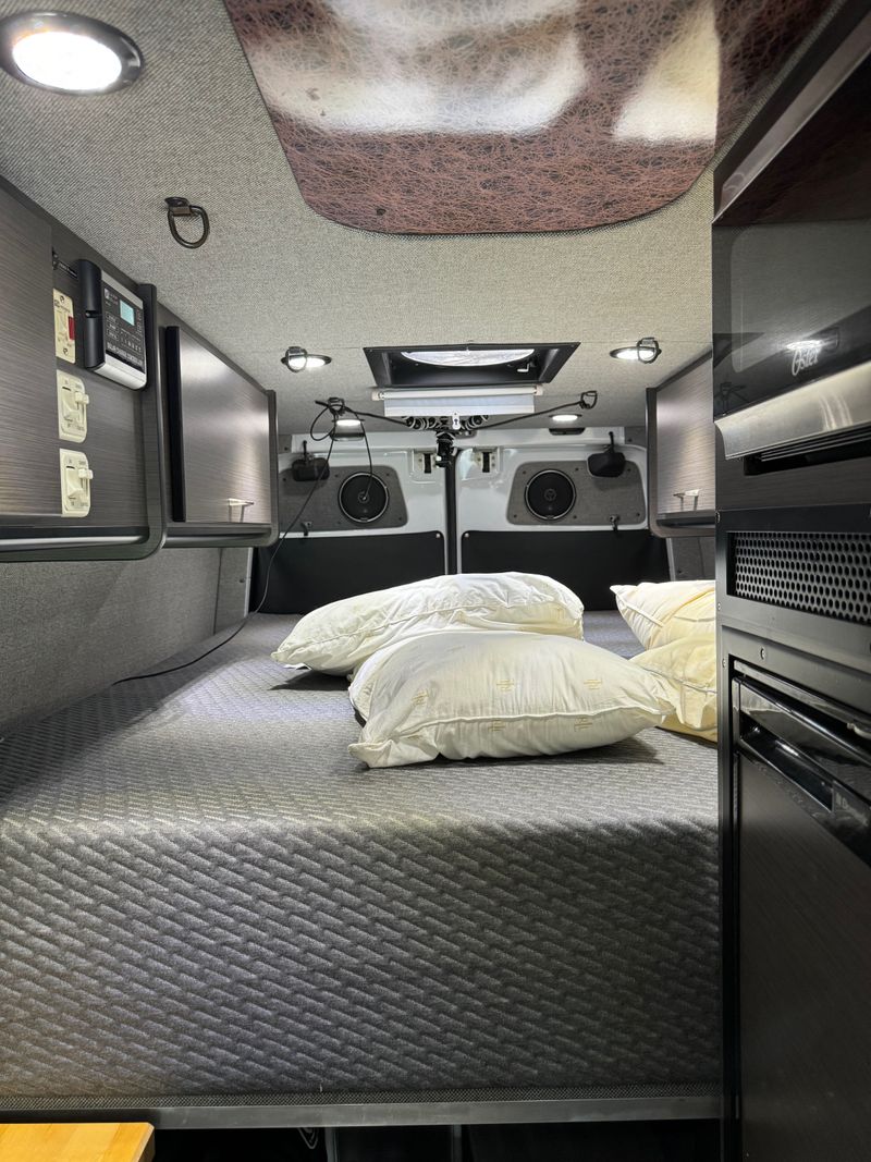 Picture 5/27 of a 2011 Sprinter 2500 170" Extended High Roof for sale in Cincinnati, Ohio