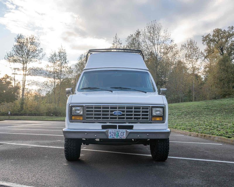 Picture 2/15 of a 1989 Ford E350 High Top Diesel Van  for sale in Dundee, Oregon