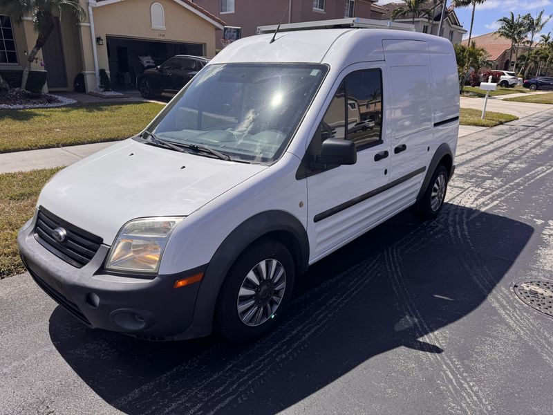 Picture 2/20 of a 2012 Ford Transit Connect for sale in Miami, Florida