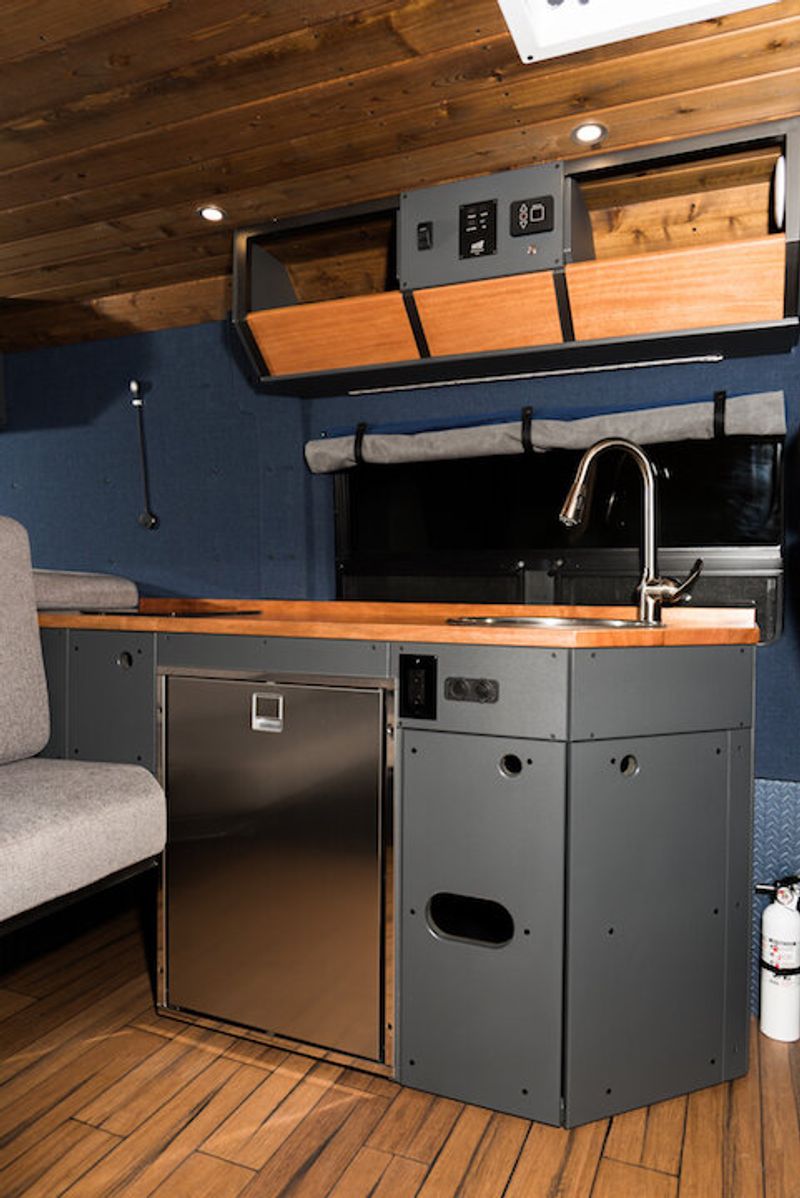 Picture 4/8 of a 2018 Ram ProMaster 3500 - 159" WB Ext - High Roof for sale in Eau Claire, Wisconsin