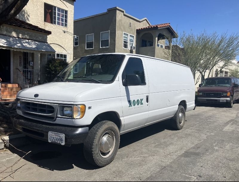 Picture 1/7 of a 2000 Econoline E350 extended for sale in Pasadena, California