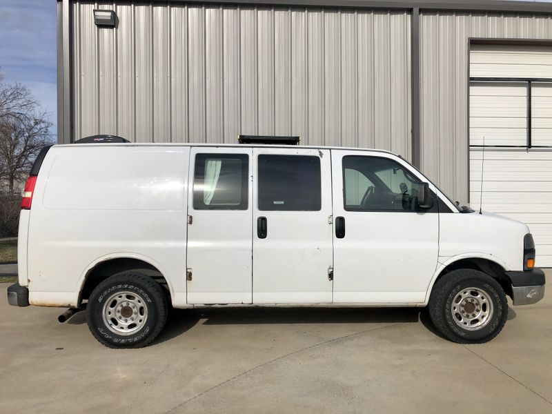 Picture 1/23 of a 2007 Chevrolet Express 3500 Camper Van for sale in Fort Worth, Texas