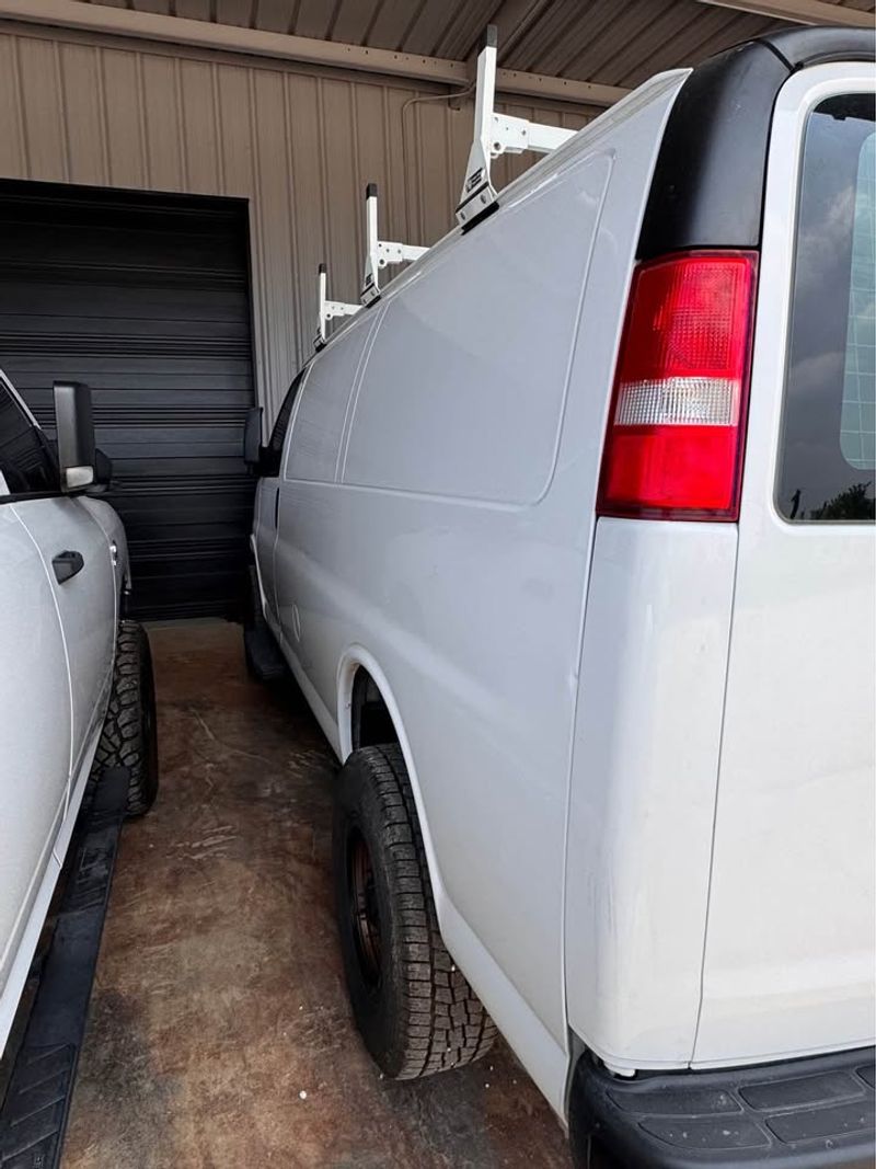 Picture 4/11 of a 2021 Chevrolet express 2500 cargo Quigley 4x4 for sale in Boerne, Texas