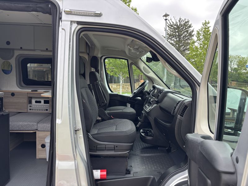 Picture 4/8 of a 2023 Winnebago Solis Pocket 36A 4 Season campervan for sale in Boulder, Colorado