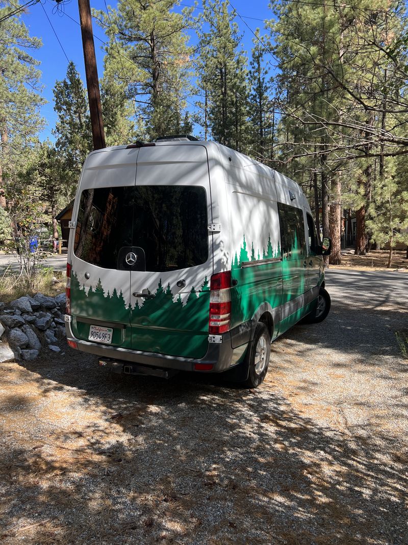 Picture 3/11 of a 2011 Mercedes Benz Sprinter  for sale in Los Angeles, California