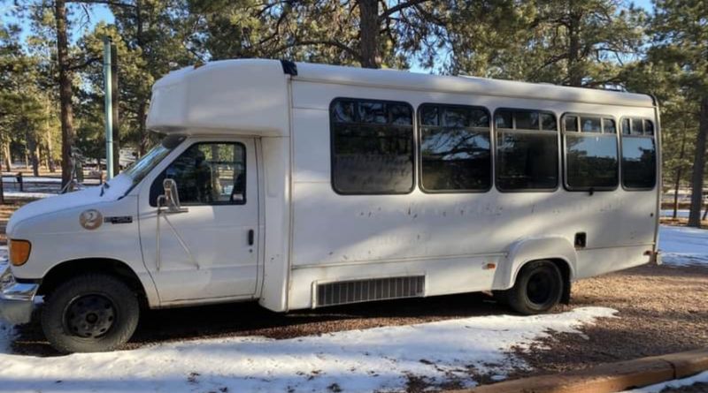 Picture 4/13 of a 2003 Ford E450 Mini Bus for sale in Waupaca, Wisconsin