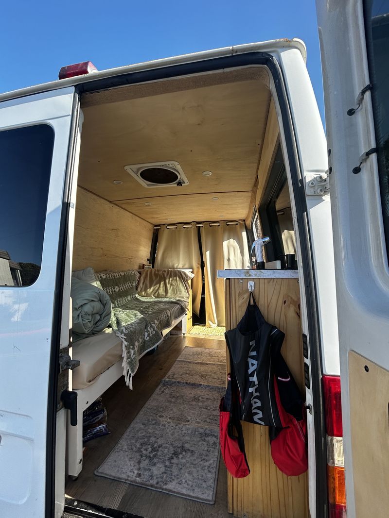 Picture 5/11 of a 2006 Sprinter for sale in Huntington Beach, California