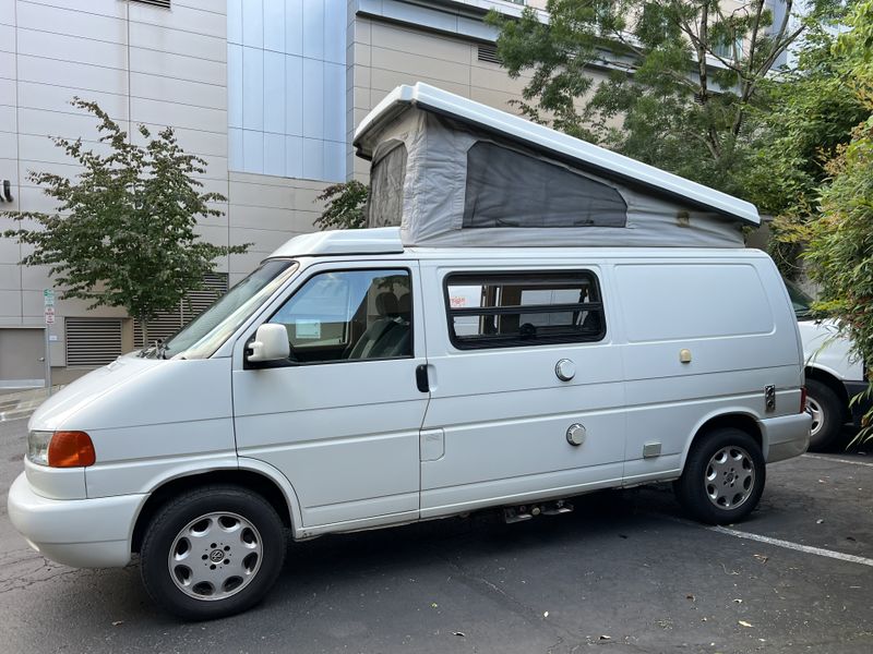 Picture 5/14 of a 2000 VW Eurovan Winnebago conversion for sale in Redmond, Washington