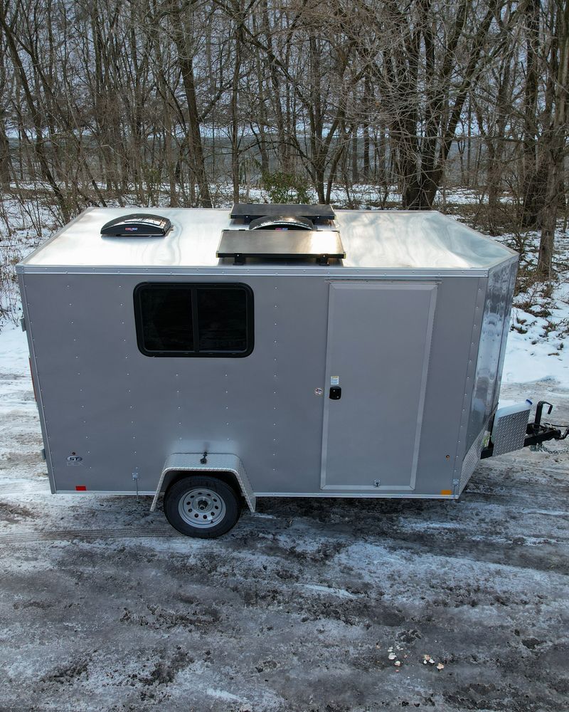 Picture 2/8 of a 2021 Camper / Travel Trailer for sale in Fayetteville, West Virginia