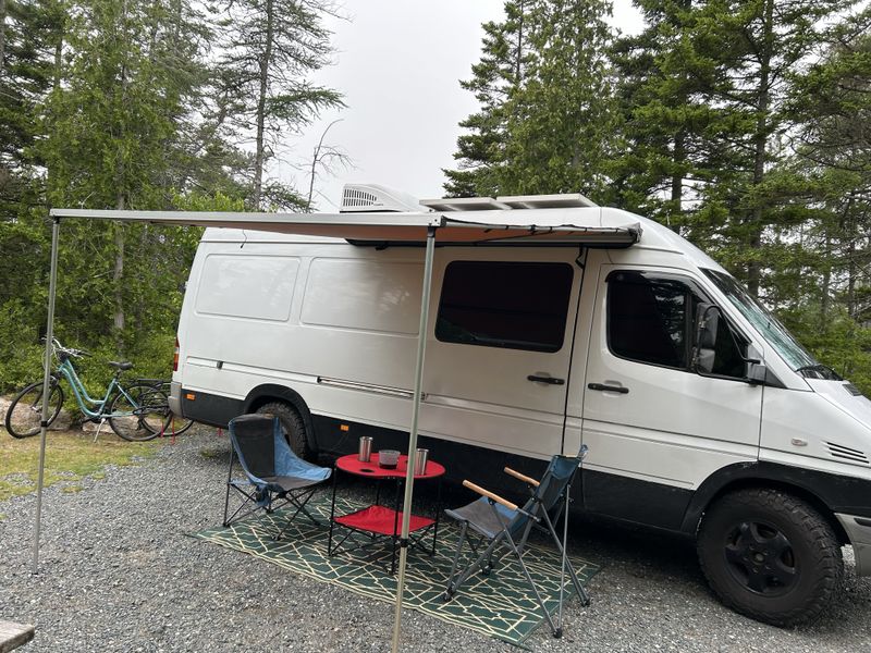 Picture 1/33 of a 2005 Dodge Sprinter Custom Campervan for sale in Ocoee, Florida