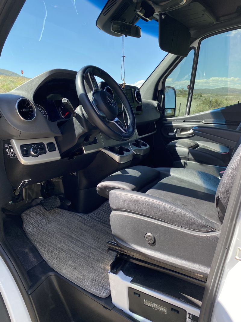 Picture 4/19 of a 2023 Sprinter Thor Tranquility 19L for sale in Lee Vining, California