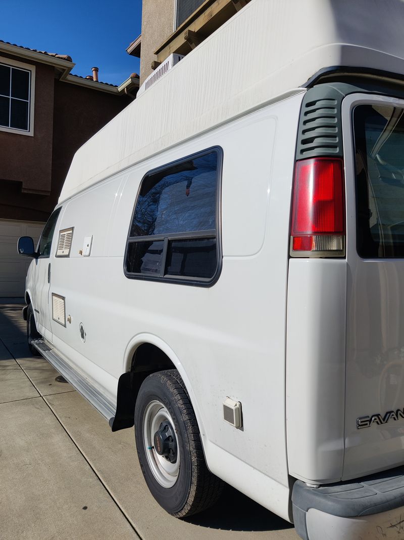 Picture 3/15 of a 2000 GMC savanna 2500 conversion van for sale in Modesto, California