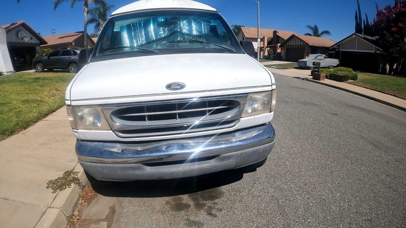 Picture 2/10 of a 1999 Ford E350 XLT for sale in Rancho Cucamonga, California