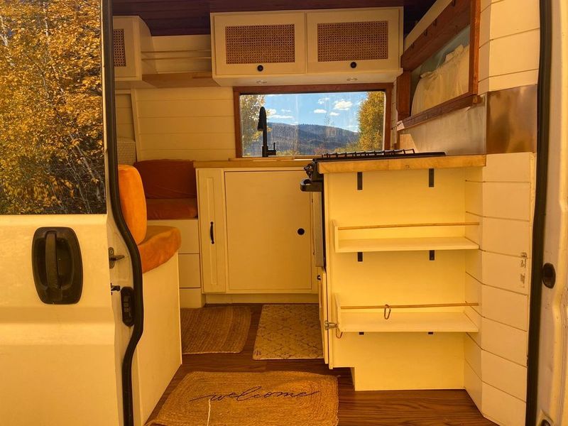 Picture 5/8 of a Beautiful Conversion Promaster 2018, 2500 for sale in Lehi, Utah
