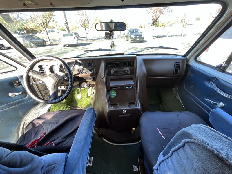 Picture 3/15 of a 1987 Chevrolet G20 Horizon Class B for sale in Santa Rosa, California