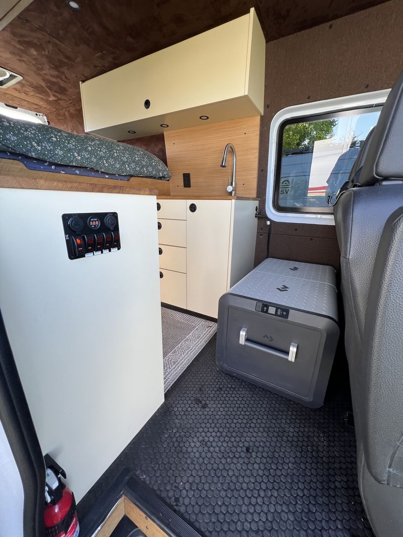 Picture 5/13 of a 2021 Mercedes Sprinter 2500 170 WB 2WD for sale in Benicia, California