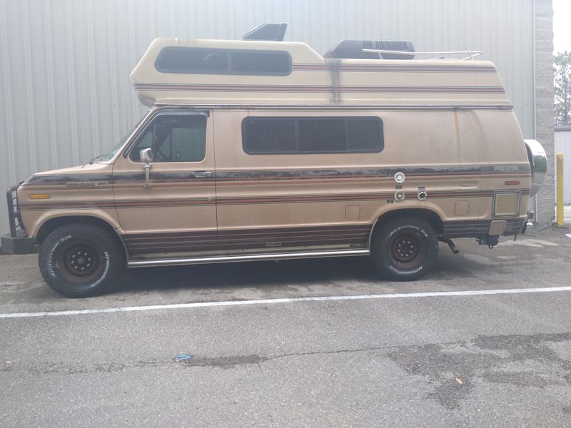 Picture 3/4 of a 1987 Ford E250 Fiesta Class B  for sale in Tallahassee, Florida