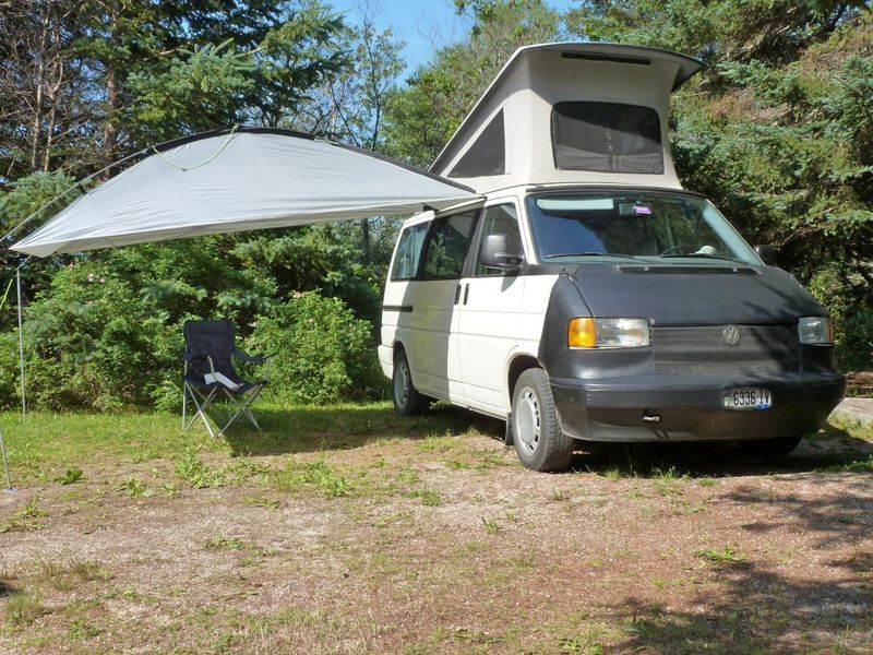 Picture 1/16 of a Clean and Unique 1993 Eurovan Camper Van for sale in Blue Hill, Maine