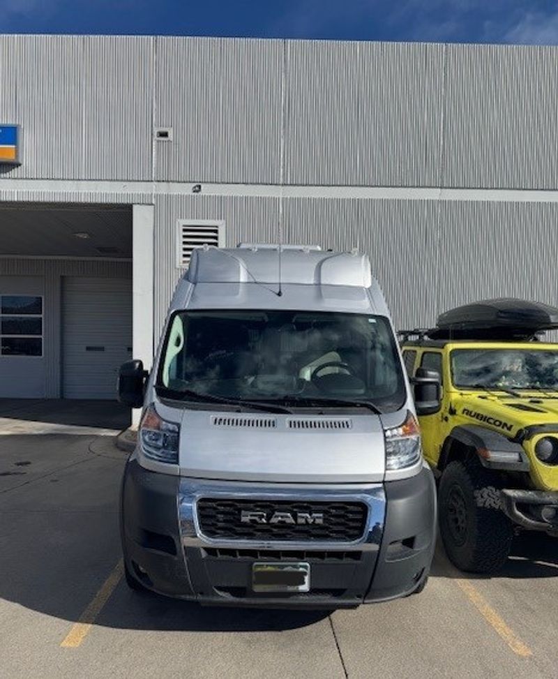 Picture 4/12 of a 2022 Thor Scope 18T with Pop-Top Tent for sale in Boulder, Colorado