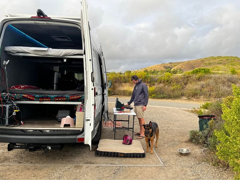 Picture 4/8 of a 7 SEATER! 2016 Mercedes Sprinter 170 Family Camper Van for sale in La Verne, California