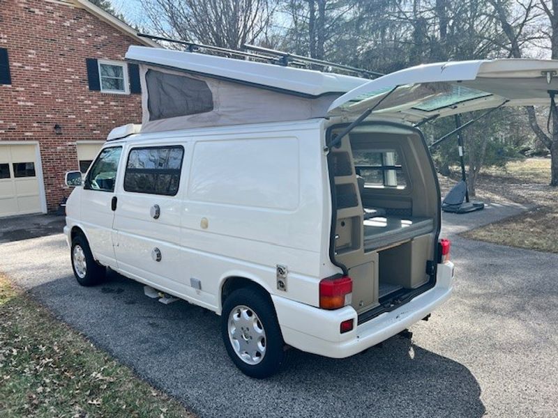 Picture 3/17 of a 1997 Volkswagen Camper for sale in Blacksburg, Virginia