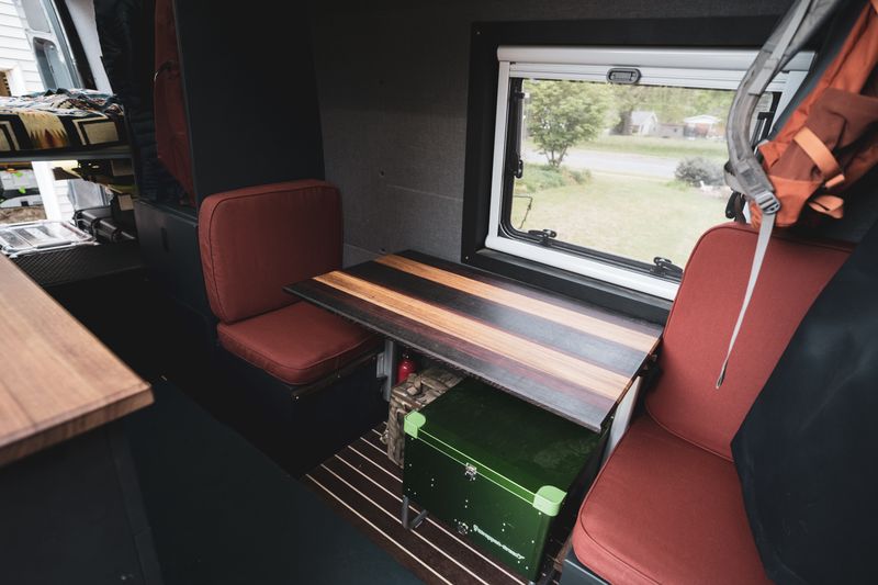Picture 4/15 of a 2019 Sprinter 170 4x4 for sale in Hershey, Pennsylvania