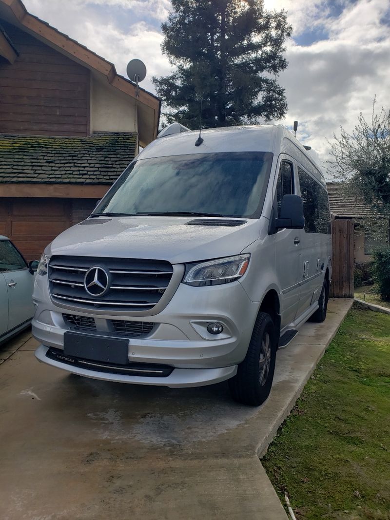 Picture 1/20 of a 2022 Airstream Interstate 4WD for sale in Bakersfield, California