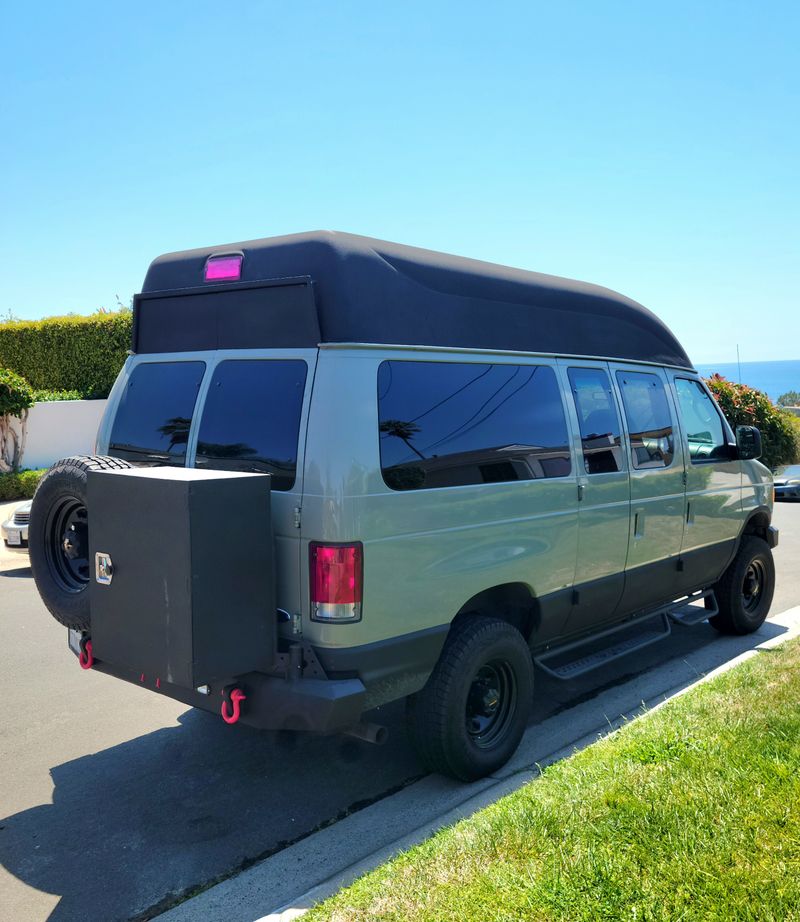 Picture 3/13 of a 2006 Ford E350 Superduty Camper Van for sale in Laguna Beach, California