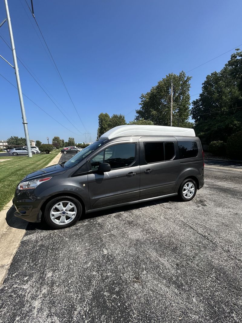 Picture 2/20 of a 2018 Transit Connect Minivan with added Fiberine High Top for sale in Springfield, Missouri
