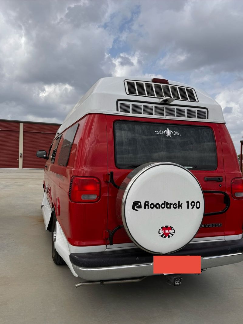 Picture 4/21 of a 2000 Roadtrek 190 Popular (Dodge Ram 3500) for sale in Spring, Texas