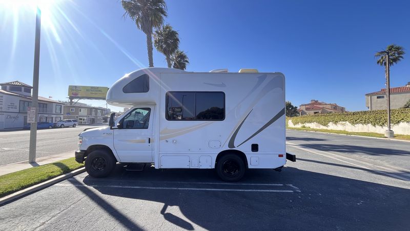 Picture 1/16 of a 2010 Ford Econo 350 Super Duty v8 for sale in Sunset Beach, California
