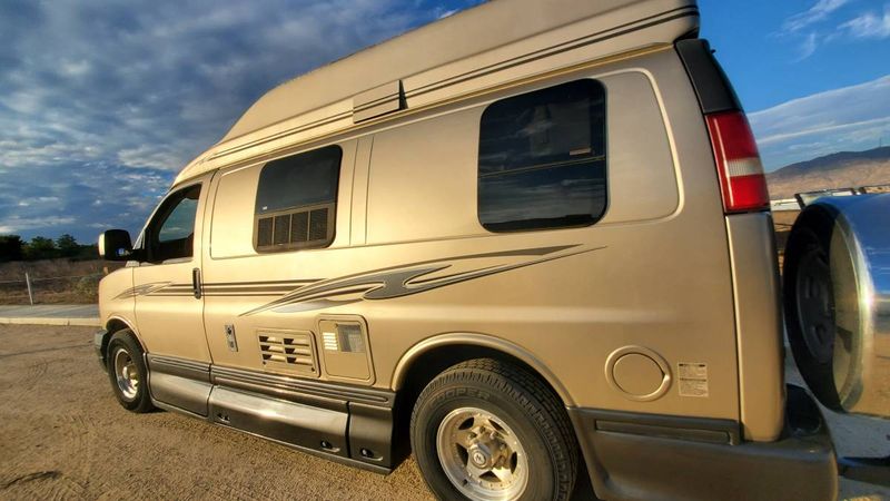 Picture 1/22 of a 2008 Roadtrek 170 Popular for sale in Moreno Valley, California