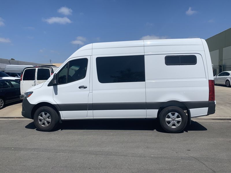 Picture 1/21 of a 2019 Mercedes Sprinter 144 for sale in Pasadena, California
