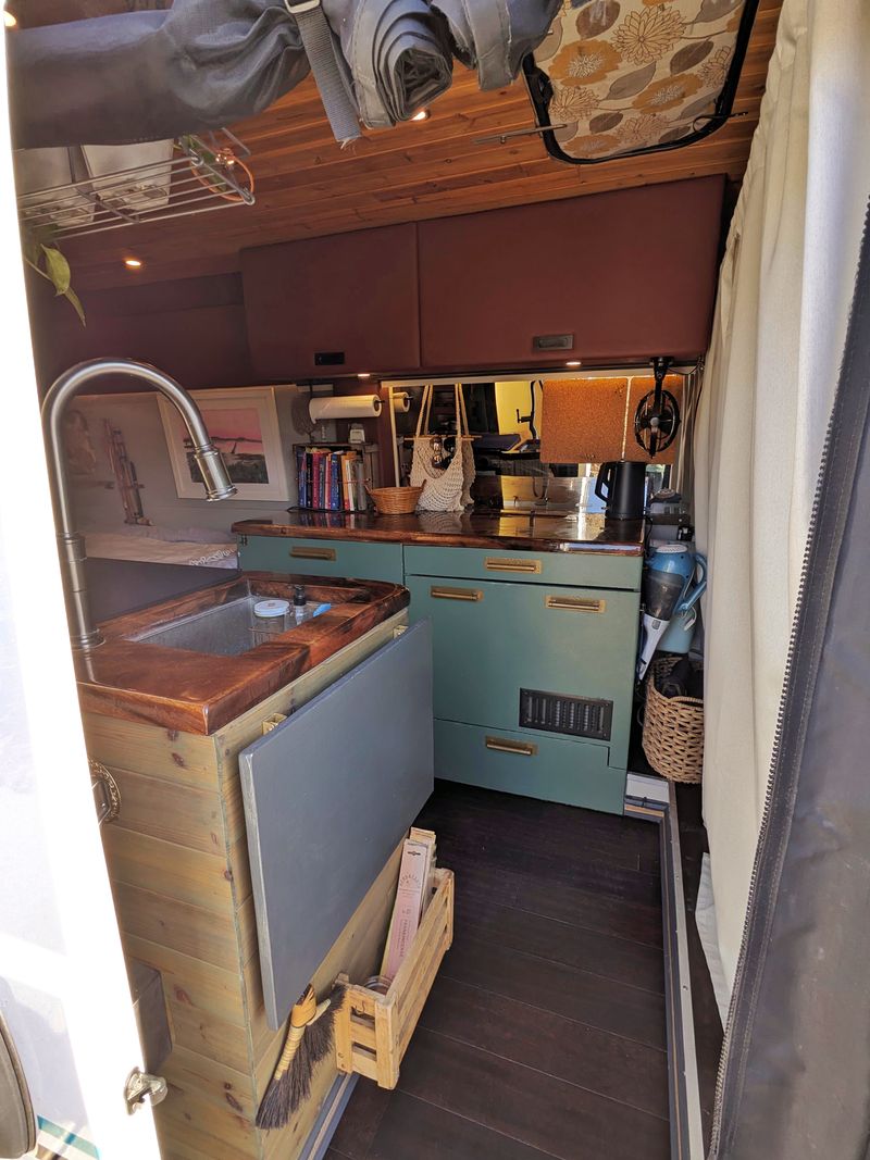 Picture 5/23 of a 2019 Promaster 2500 159 High Roof Adventure Home for sale in Carpinteria, California
