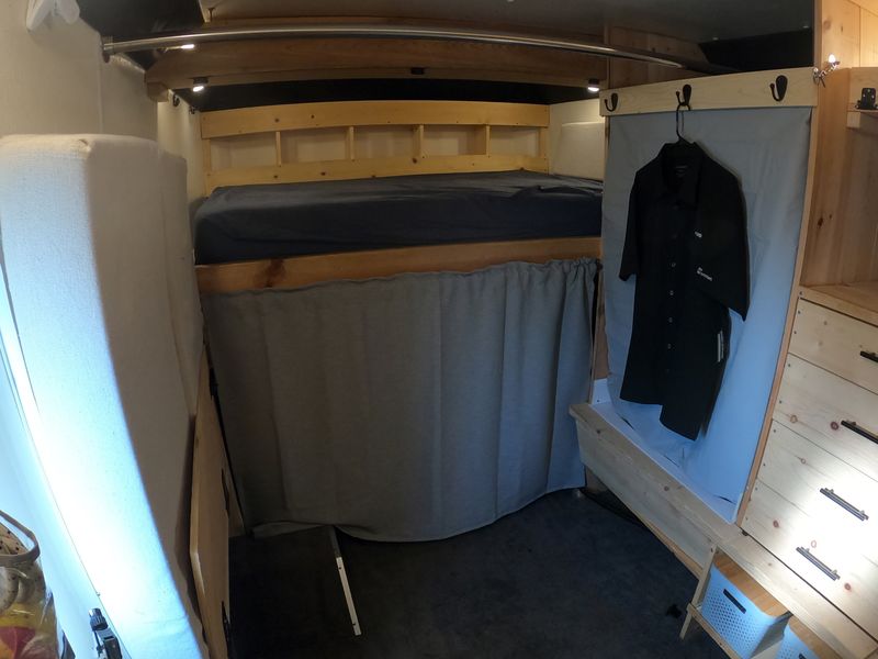 Picture 2/8 of a E350 with 7.3 cutaway cube 4 season camper van for sale in Wyoming, Minnesota