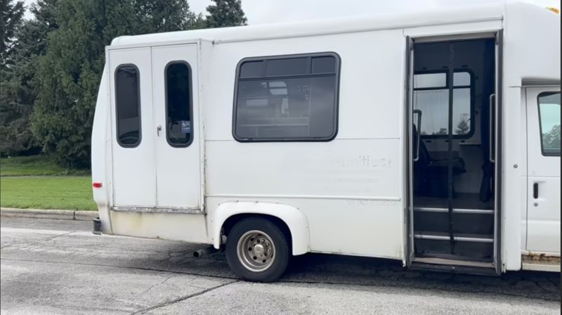 Picture 4/16 of a Camper Van & Work Van for sale in Homewood, Illinois