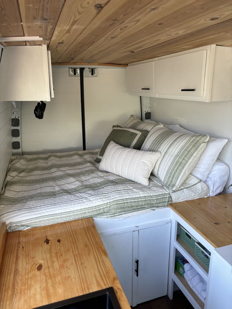 Picture 5/13 of a 2013 Mercedes 2500 Camper Van for sale in Clayton, North Carolina