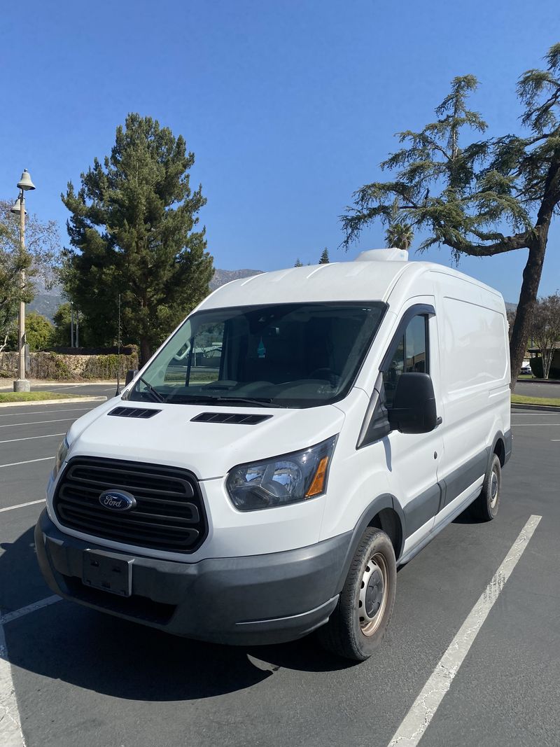 Picture 1/16 of a 2016 Ford Transit 250 medium roof for sale in Duarte, California