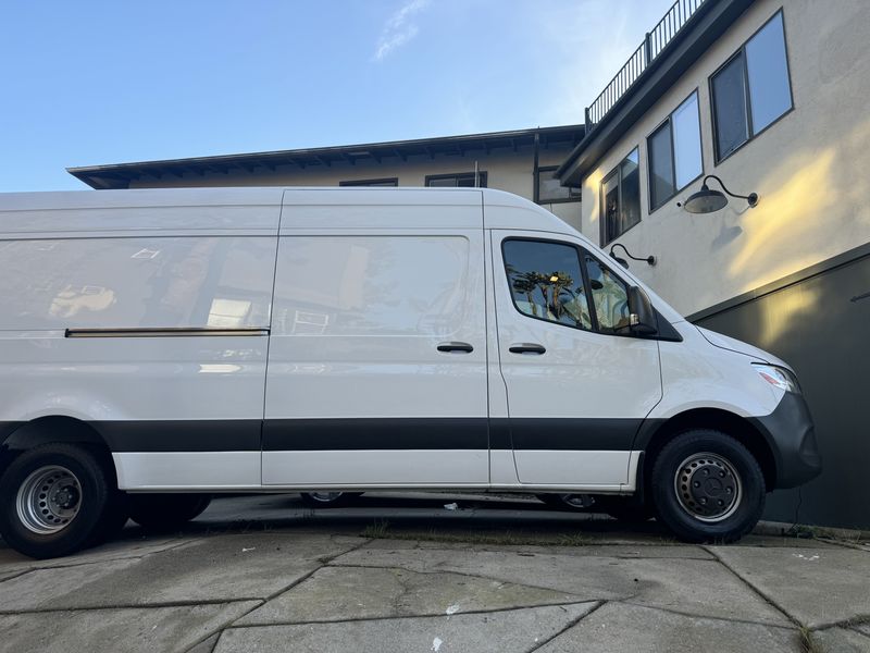 Picture 1/23 of a 2021 Mercedes-Benz Sprinter 3500 (MODEL: M3CAE6) for sale in Playa Del Rey, California