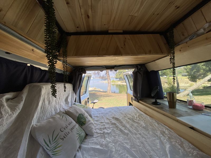 Picture 3/13 of a 1999 Ford E150 high top conversion  for sale in Garden Grove, California