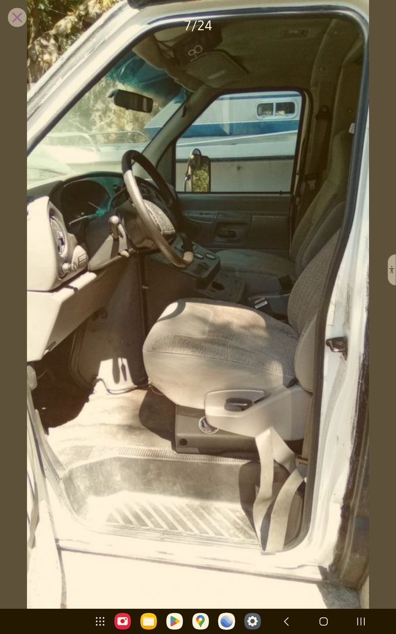 Picture 2/20 of a 1999 Ford E350 Diesel Ambulance/Camper for sale in Tiller, Oregon