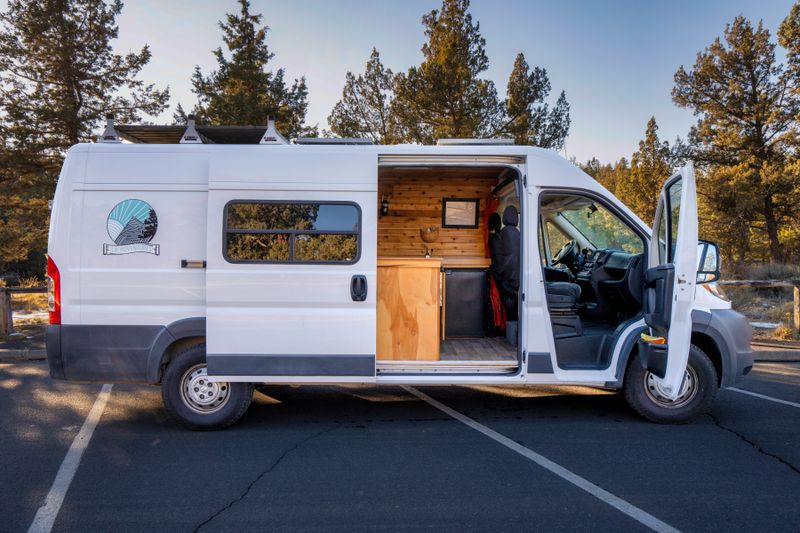 Picture 1/18 of a 2015 Ram Promaster 3500 ext high roof  159” wb Ecodiesel   for sale in Bend, Oregon