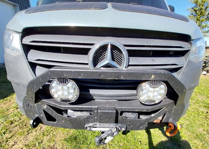 Picture 5/47 of a 2022 Mercedes Sprinter 144 Hi Top 2500 Series 4x4 for sale in Kankakee, Illinois