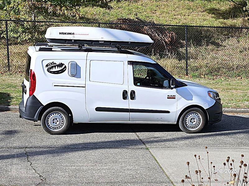 Picture 1/10 of a 2016 Ram Promaster City FWD Professional built 28mpg 82Kmi for sale in Seattle, Washington
