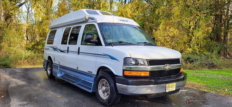 Picture 2/15 of a 2005 Roadtrek Popular 190 for sale in Highland Mills, New York