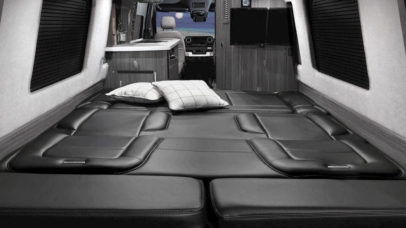 Picture 5/15 of a 2016 Airstream Interstate – Luxury Camper Van – 56k Miles for sale in Los Angeles, California