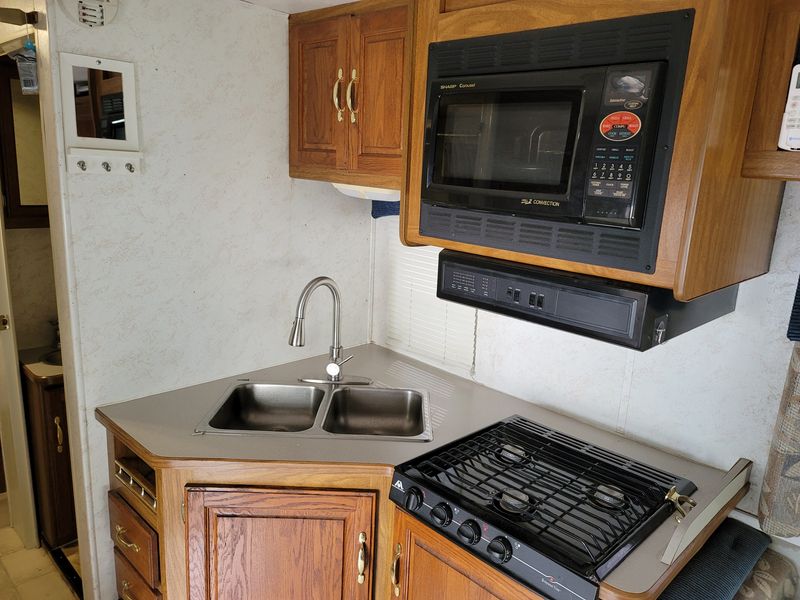 Picture 5/9 of a 2002 e450 majestic 29ft for sale in Gallatin, Tennessee