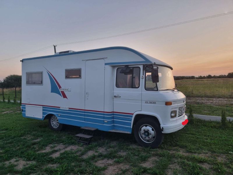 Picture 1/10 of a 1972 Mercedes-Benz O309 for sale in Groveland, California