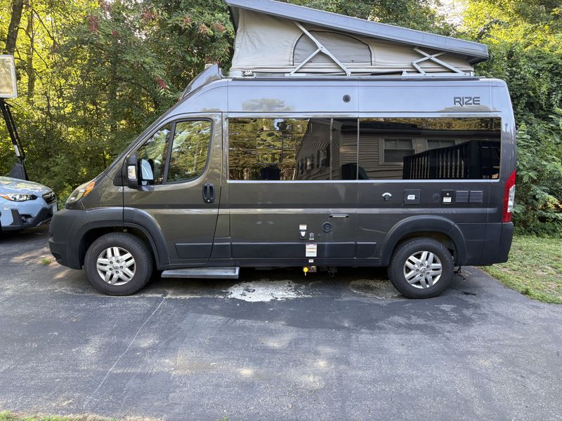 Picture 3/17 of a 2023 Thor Rize 18A for sale in Wilmington, Massachusetts