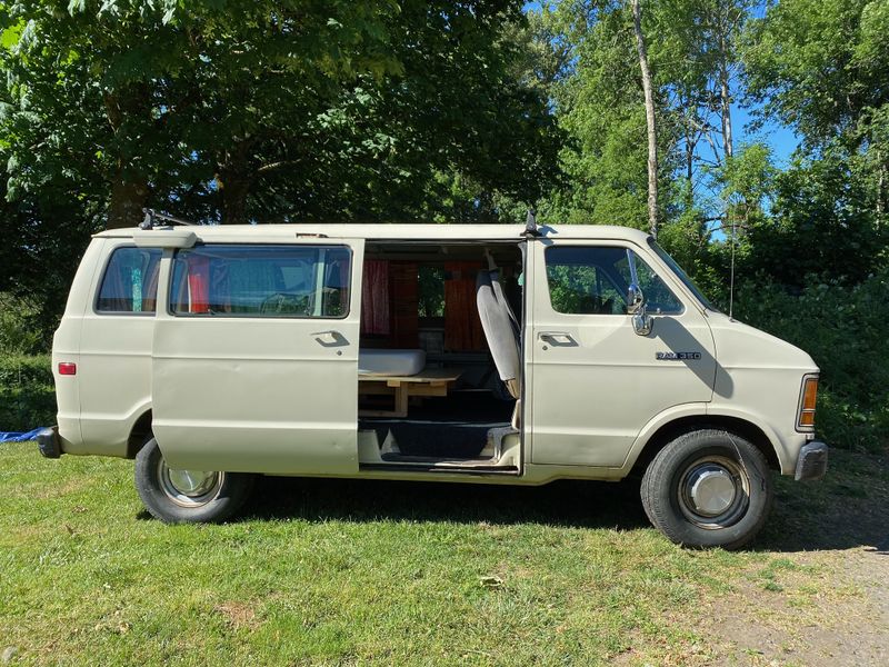 Picture 1/7 of a 1991 Dodge Van with removeable bed platform  for sale in Corvallis, Oregon